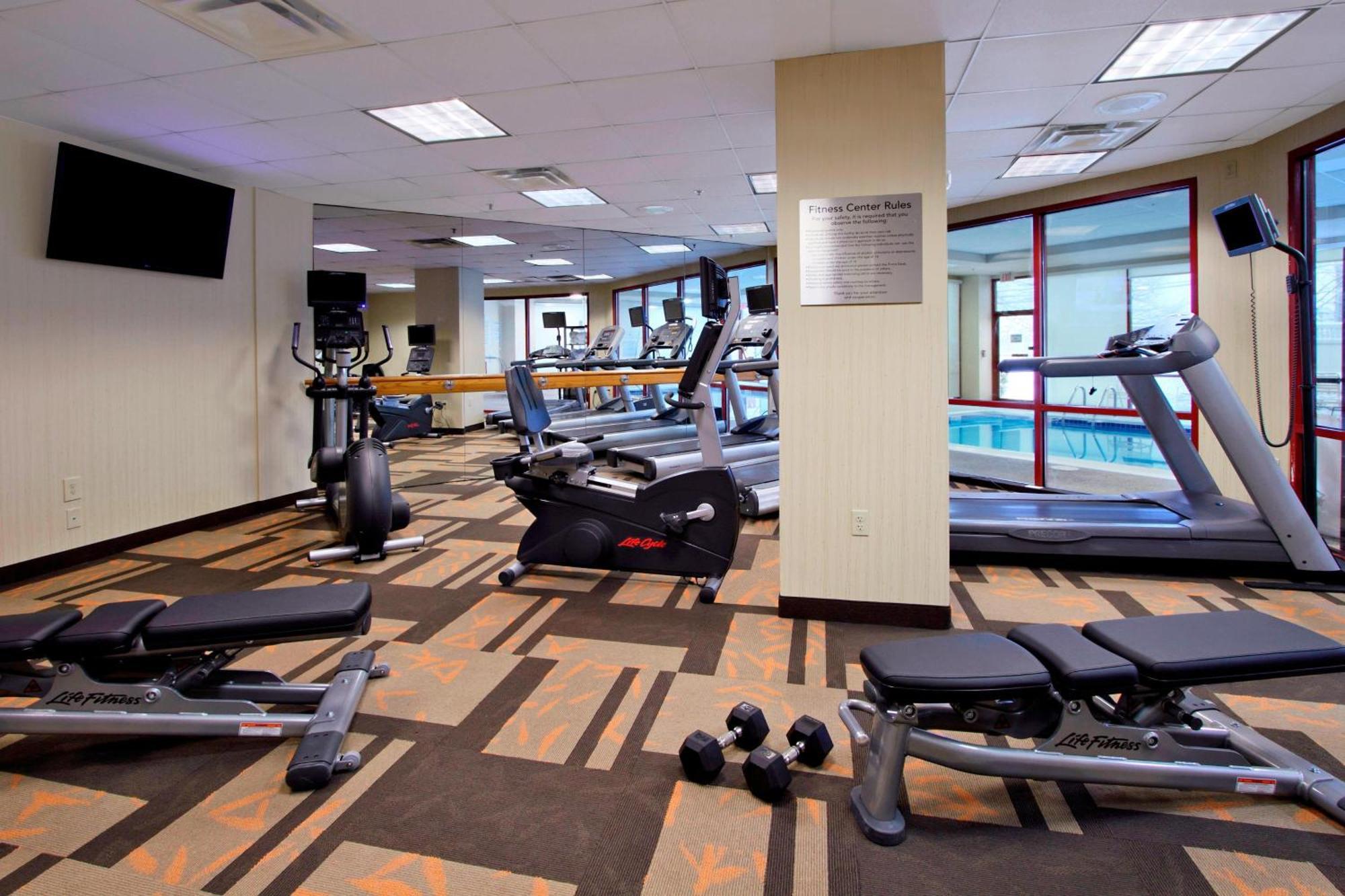 Courtyard By Marriott Lyndhurst/Meadowlands Bagian luar foto